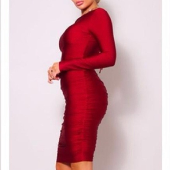 dresses - Picture 2 of 2